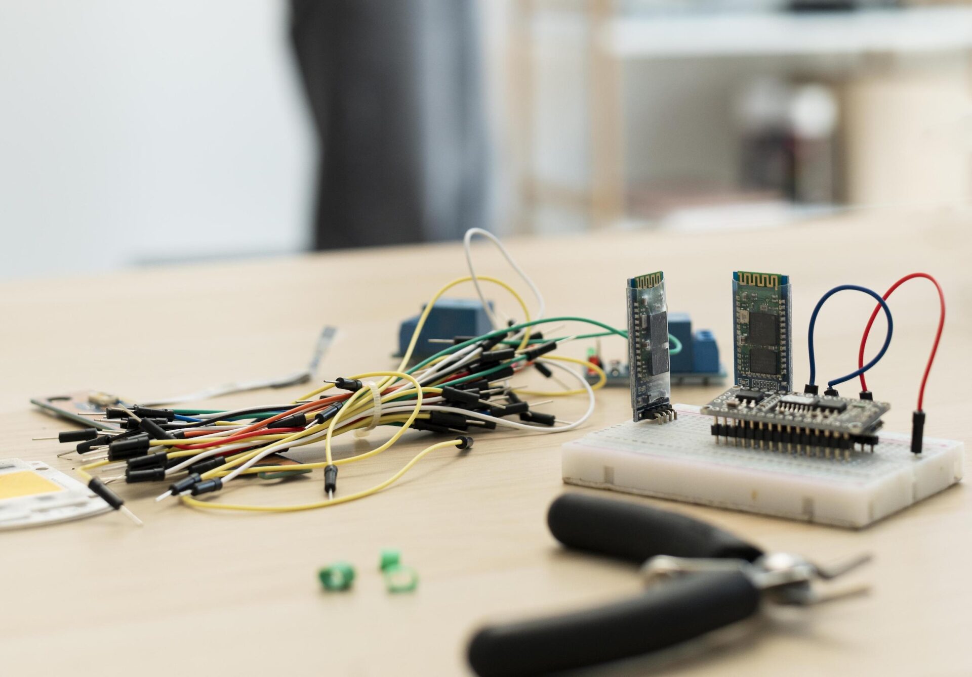 IDEa progettare e programmare prototipi virtuali