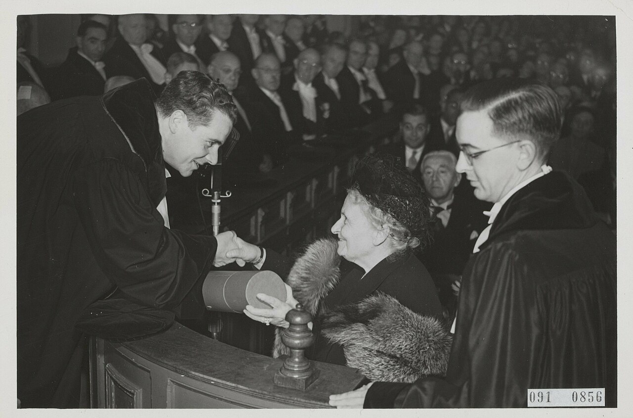 Maria Montessori Wikipedia ®