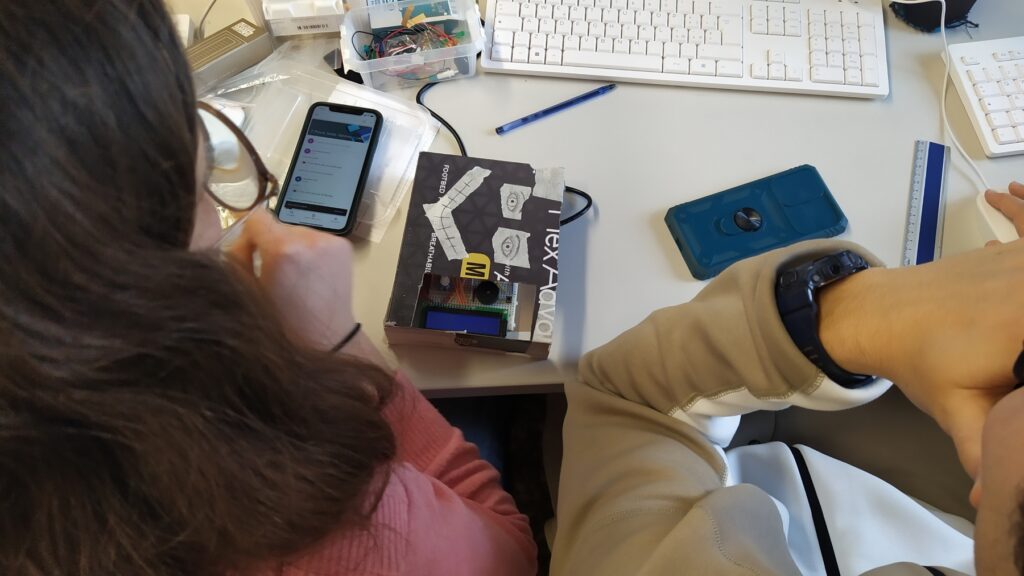 Arduino al Liceo Classico? Tutto è possibile, con le Coloriture! img 20240217 121152 6630acea1b290 esperimento coloriture 4