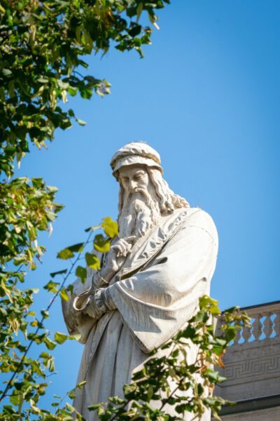 statua leonardo