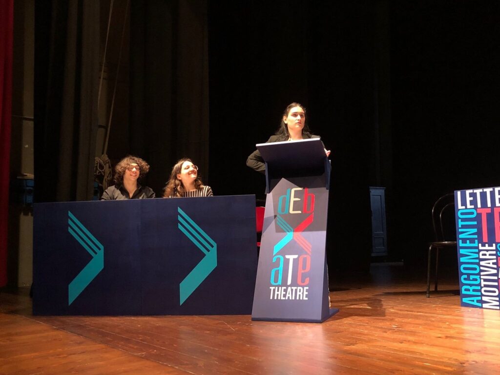 Il Teatro Debate teatrodebate4 62cbcb0086189 oratore